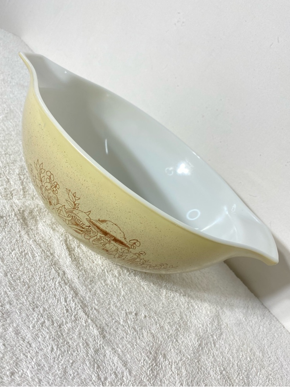 Vintage PYREX Forest Fancies Large Cinderella Mixing Bowl #444 Mushrooms